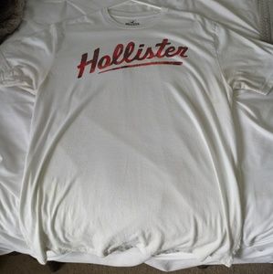 Hollister t shirt